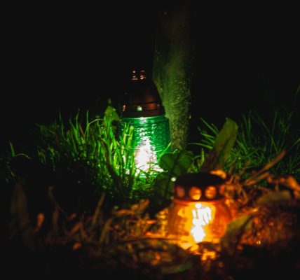Photo rechargeable lantern
