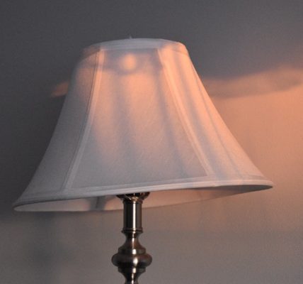 Photo portable table lamp